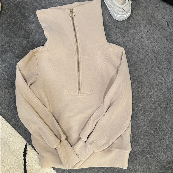 Varley Beige Ribbed vine half zip - Picture 2 of 5